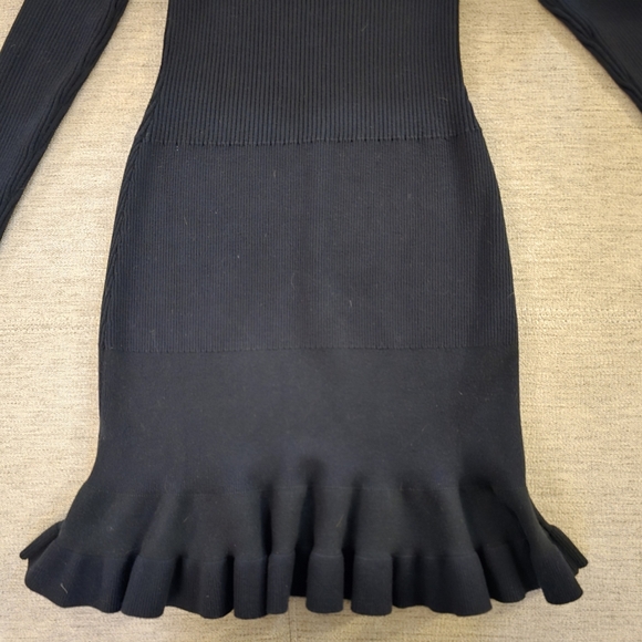 See By Chloé Mini Ribbed Sweater Dress in Deep Forest Green Sz Medium - Picture 4 of 11